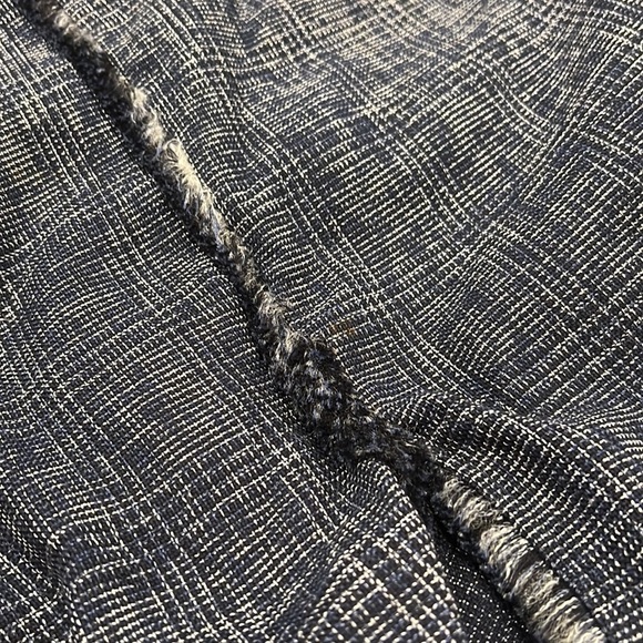 Escada - Navy & White Cotton Tweed Shift Dress w/ Fringe Detail Size 40 - Picture 11 of 11